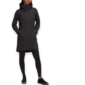 Lululemon • Rain Rebel Jacket
Black